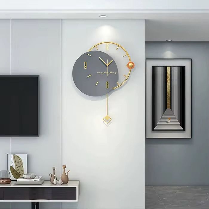 Fancy Metal Wall Clock For Home Decor